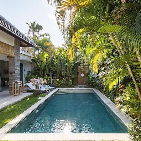 Villa Lotus By Optimum Bali Villas Seminyak Buitenkant foto